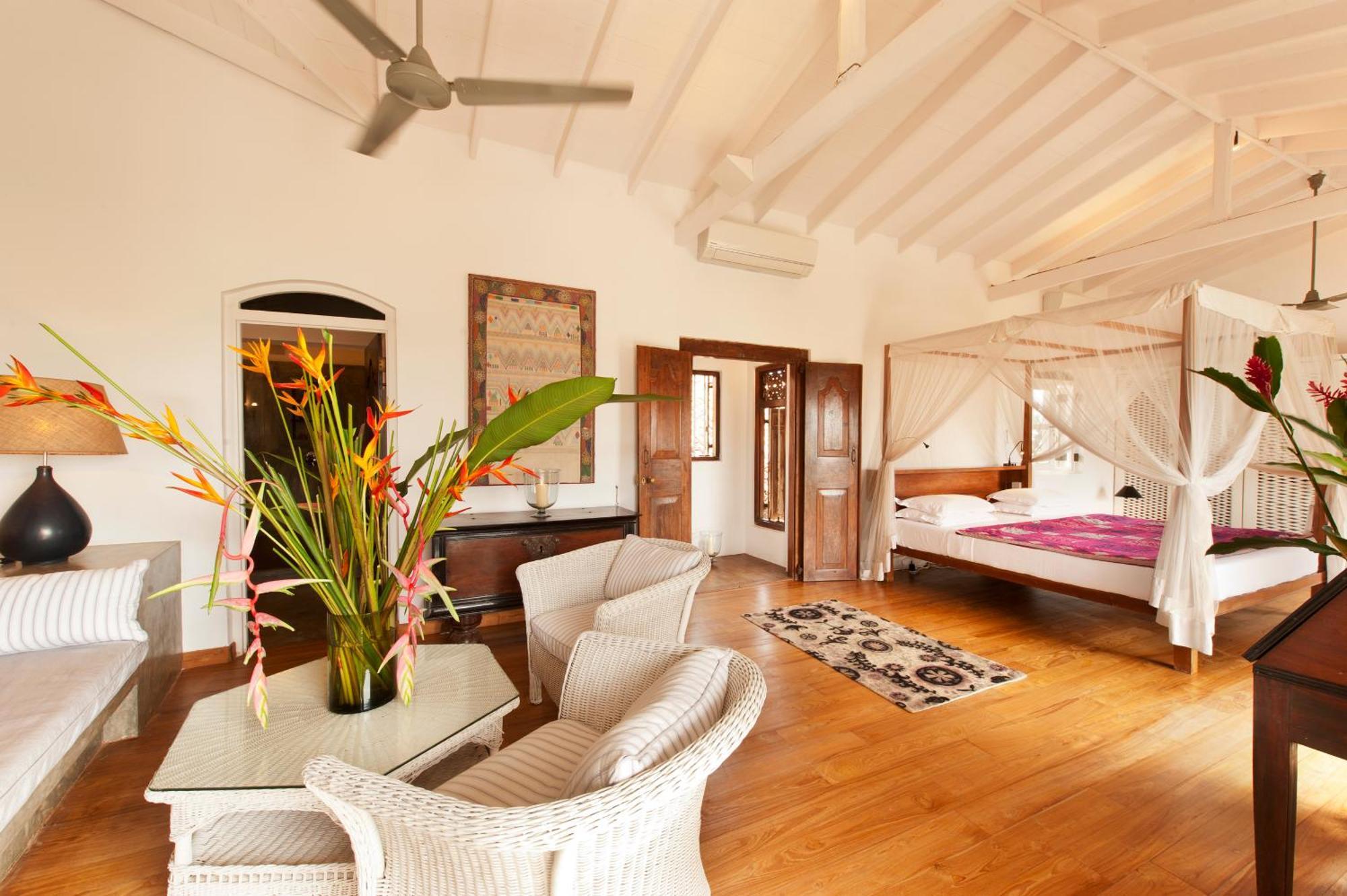 A 03 Bedroom Villa In Galle Fort With Roof Terrace & Pool ภายนอก รูปภาพ