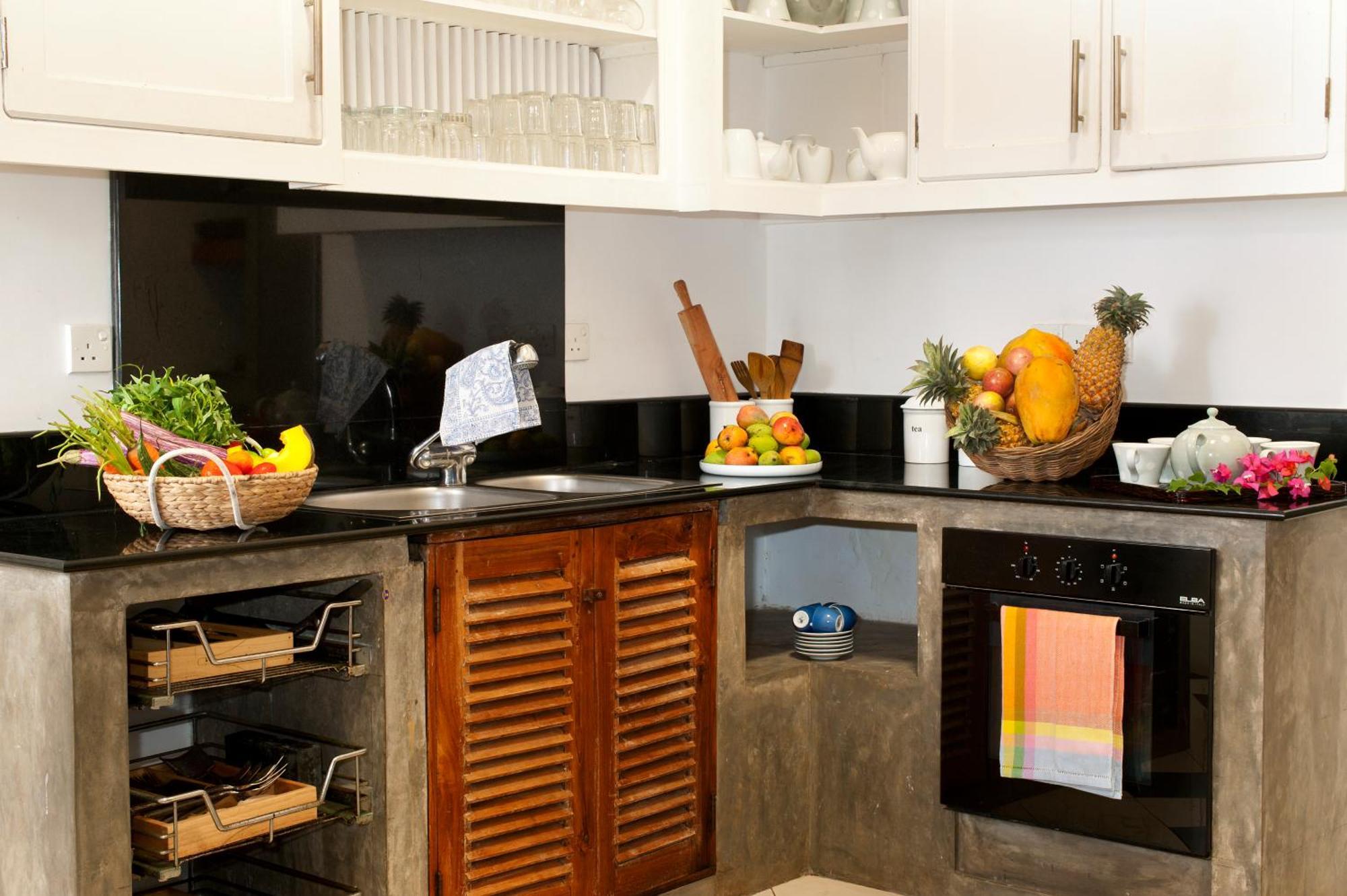 A 03 Bedroom Villa In Galle Fort With Roof Terrace & Pool ภายนอก รูปภาพ